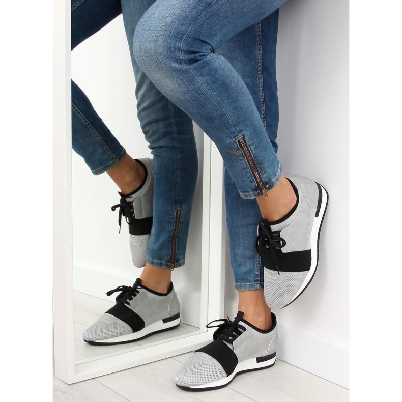 Šedé sportovní boty 16-515 šedé šedá černá 1