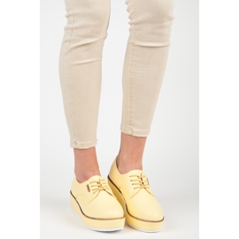 Vices Svěráky vázaných bot na klínku žluť 1