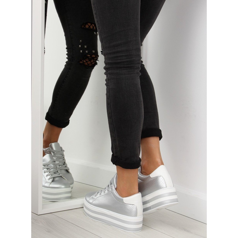 Stříbrné tenisky NB183P Stříbrné tenisky na vysoké podrážce šedá 1