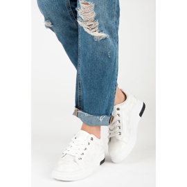 Bílé tenisky s hvězdou bílý 1 Bílé tenisky s hvězdou bílý 1