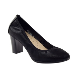 Sergio Leone Čerpadla na sloupku 233 černá 1 Sergio Leone Čerpadla na sloupku 233 černá 1