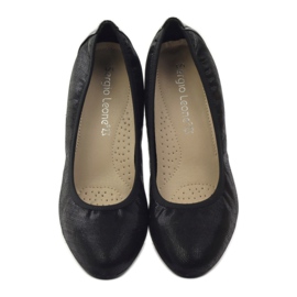 Sergio Leone Čerpadla na sloupku 233 černá 4 Sergio Leone Čerpadla na sloupku 233 černá 4