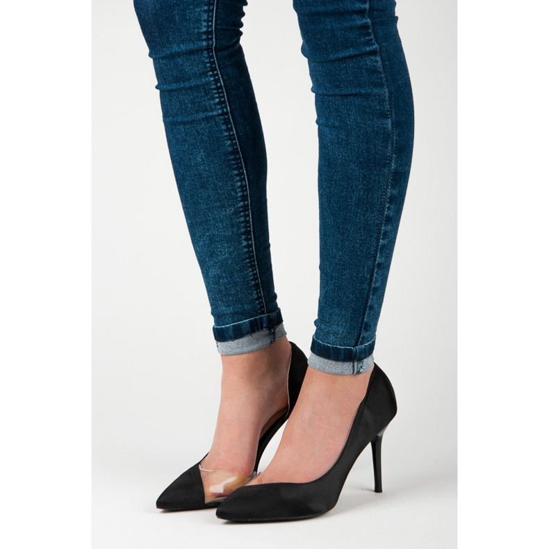 Saténové průhledné špendlíky černá 1 Saténové průhledné špendlíky černá 1