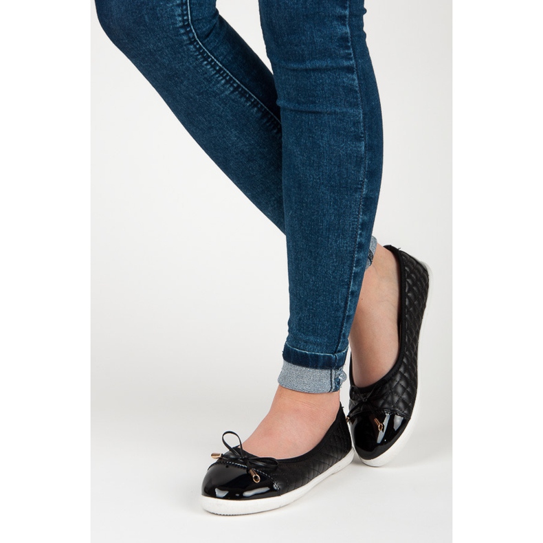 Prošívané balerínky černý 2