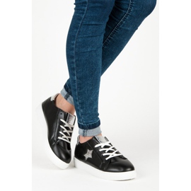 Zavazované tenisky s hvězdou černá 1 Zavazované tenisky s hvězdou černá 1