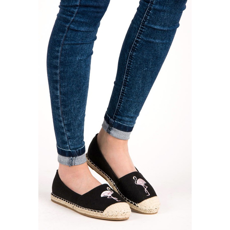 Bestelle Černé espadrilky s plameňákem černý 1