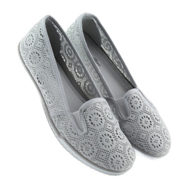 Šedá kluzná krajka MN70 šedá 1