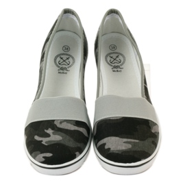 Camo tenisky na klínovém podpatku Mckey 182 zelená 4 Camo tenisky na klínovém podpatku Mckey 182 zelená 4