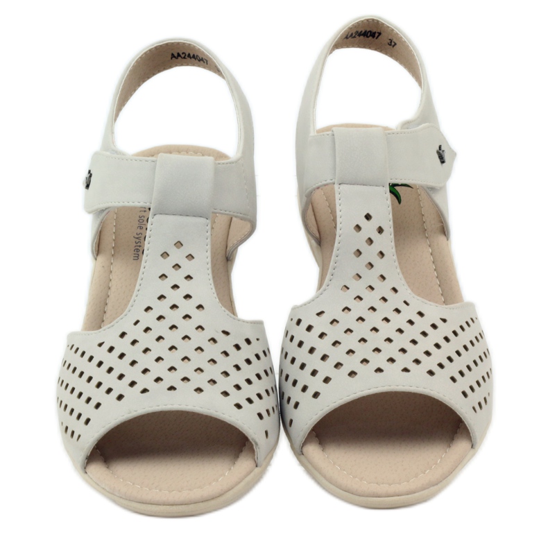 Super pohodlné sandály z Aloeloe hnědý 4