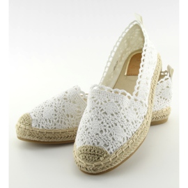 Bílé krajkové espadrilky BB11 bílé bílý 1