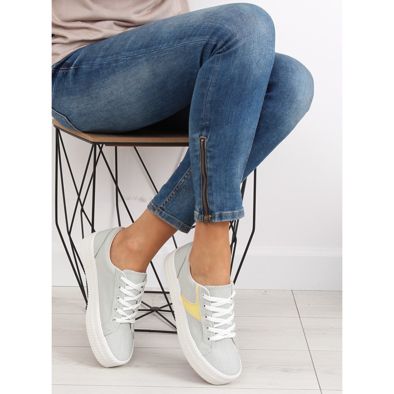 Šedé tenisky na vysoké podrážce K1831401 Gris šedá 2 Šedé tenisky na vysoké podrážce K1831401 Gris šedá 2