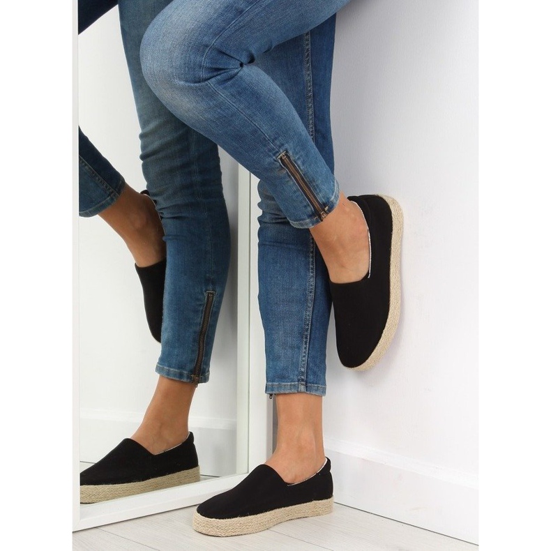 Černé nazouvací espadrilky k1833801 negro černá 2