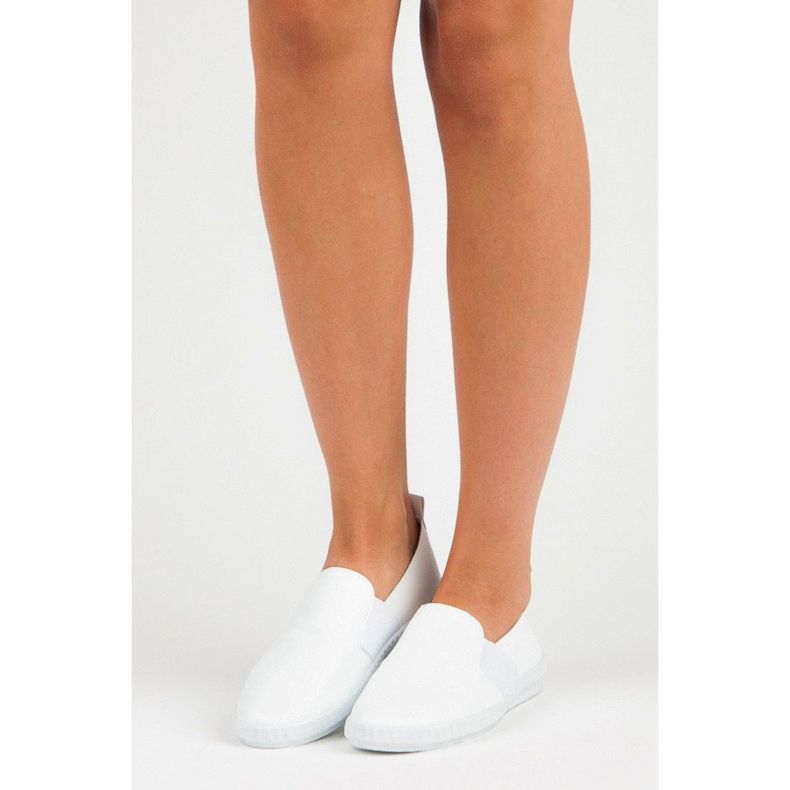 Bílé slipy MCKEYLOR bílý 1
