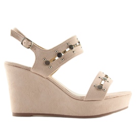 Béžové sandály na klínku 1606 Beige béžový 2