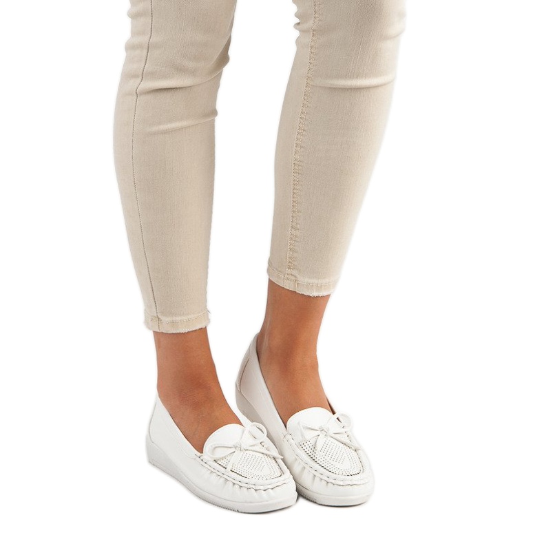 Tullo Dámské bílé mokasíny bílý 1