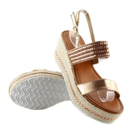 Sandály, espadrilky na stříbrných klínech růžový 1 Sandály, espadrilky na stříbrných klínech růžový 1