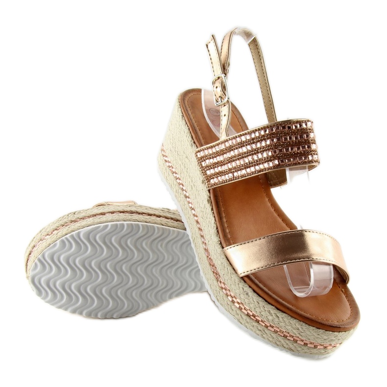 Sandály, espadrilky na stříbrných klínech růžový 1 Sandály, espadrilky na stříbrných klínech růžový 1