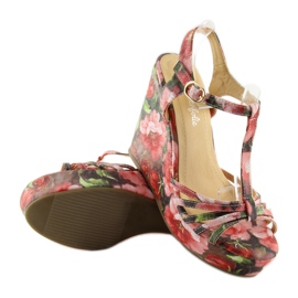 Sandály na klínku YX-17 červené 2 Sandály na klínku YX-17 červené 2