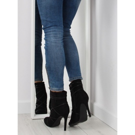 Černý semiš na vysokém podpatku černá 1