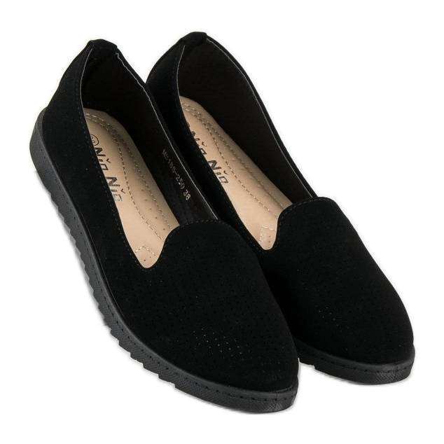 Nio Nio Černí prolamovaní lordi černá 1