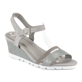 Ideal Shoes Šedé sandály na klínku šedá 2