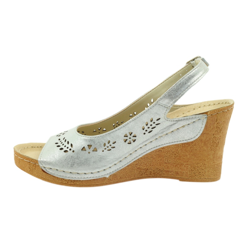 Gregors Dámské kovové kožené sandály pro stříbrné klíny 709 stříbrný 2