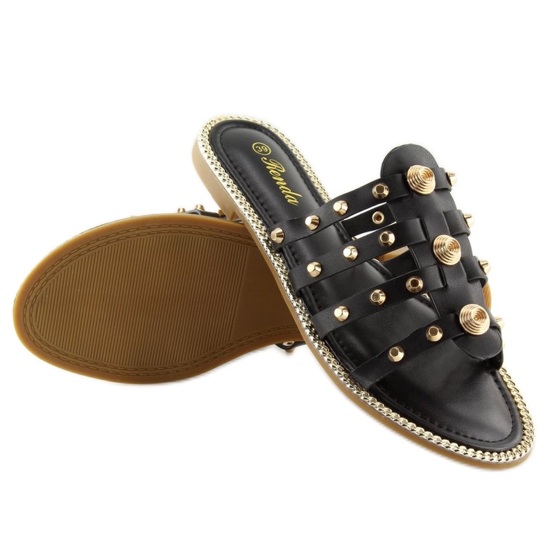 Černé pantofle s cvočky 99-41 Black černý 1