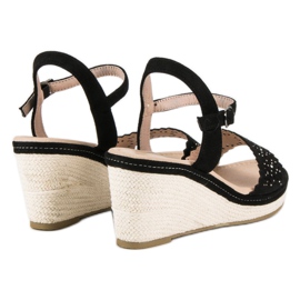 Ideal Shoes Černé espadrilky na klínech černá 2