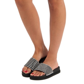 Černé pantofle s krystaly černý 1