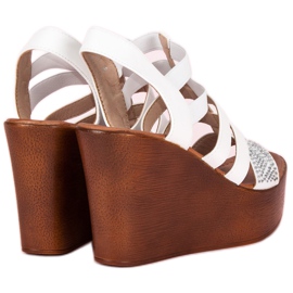 Renda Lehké sandály na klínku bílý 1