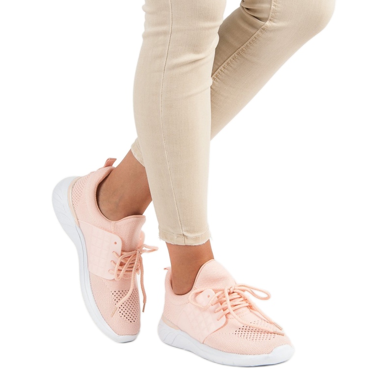 Lehké sportovní boty růžový 1