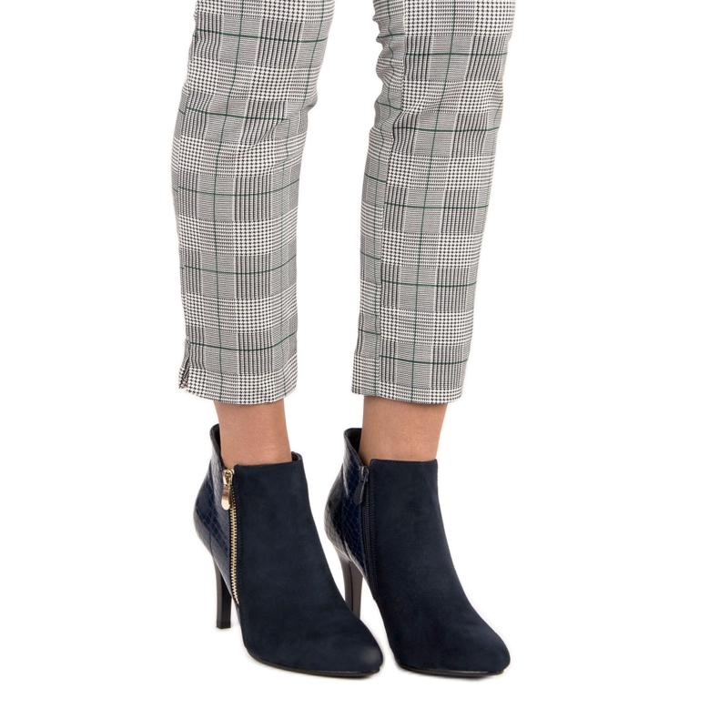 Tmavě modré kotníkové boty modrý 1