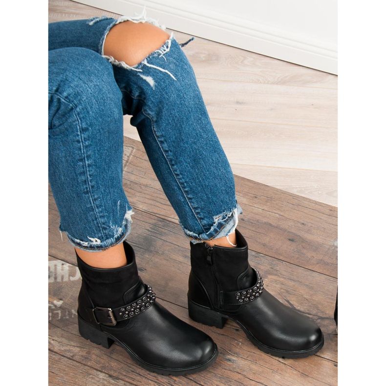 Teplí černí dělníci černá 2