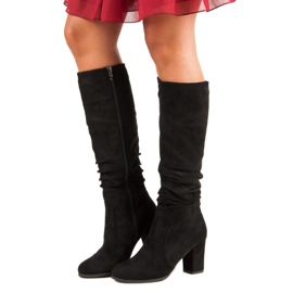 Klasické dámské kozačky černý 1