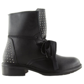 Dělníci se sametově černou černou mašlí černý 1