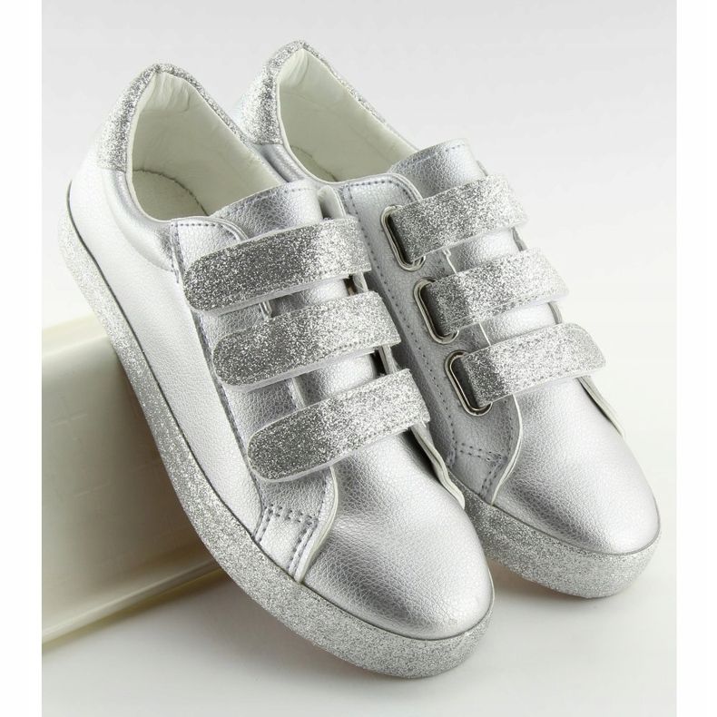 Stříbrné tenisky se zapínáním na suchý zip XL10P Silver šedá žluť 1
