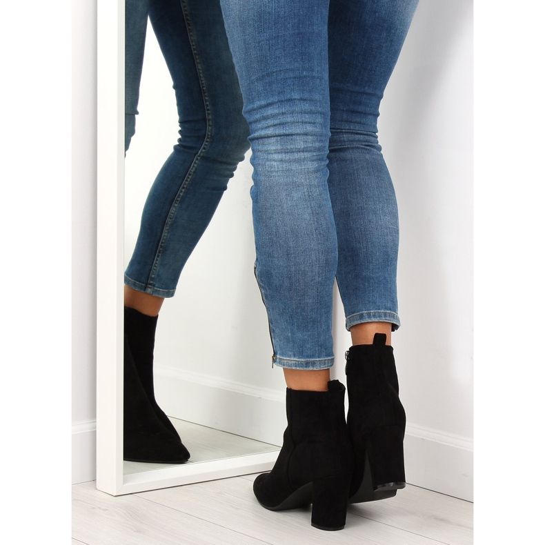 Kozačky na stabilním podpatku černé YQ203P černá 2 Kozačky na stabilním podpatku černé YQ203P černá 2