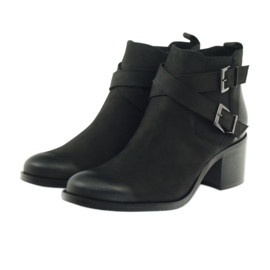 Kozačky zdobené proužky Badura 7690 černá 3 Kozačky zdobené proužky Badura 7690 černá 3