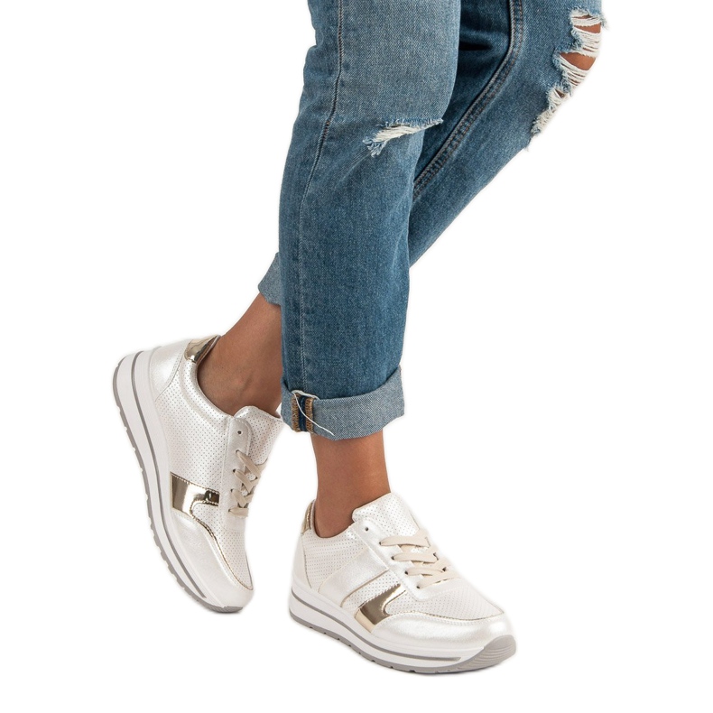 Bílé tenisky bílý 1