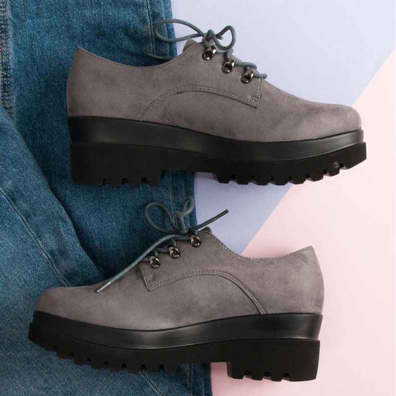 Šedé semišové boty šedá 1