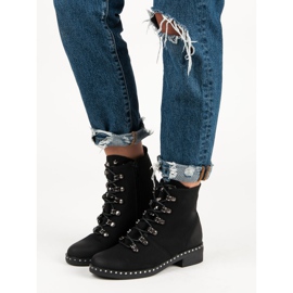 VINCEZA svázala dělníky černá 2