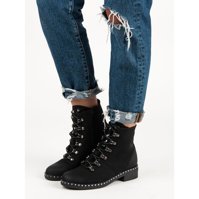 VINCEZA svázala dělníky černá 2