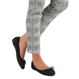 Lucky Shoes Černé balerínky černý 2