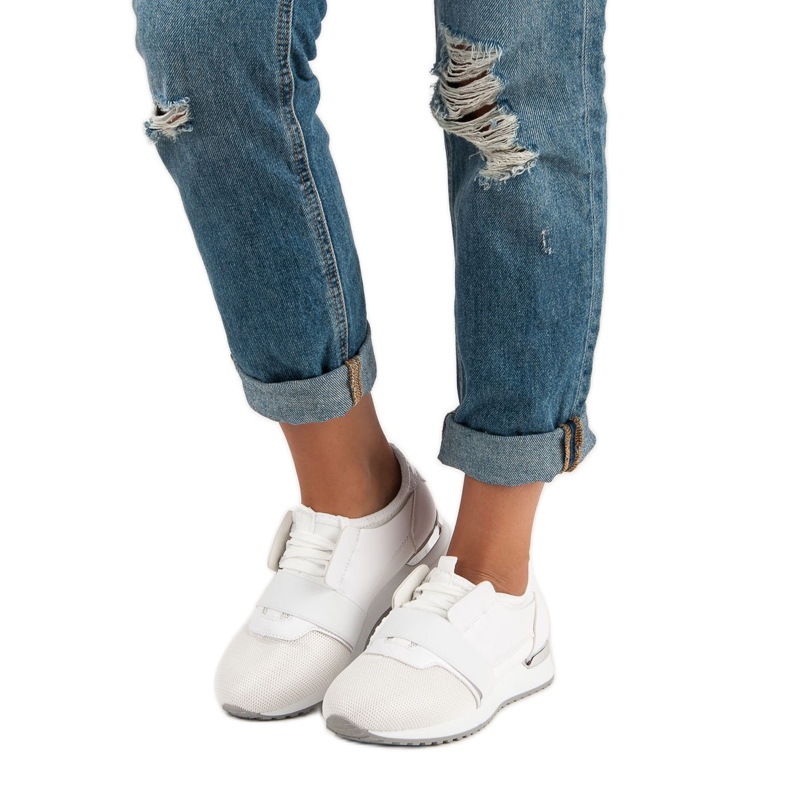 Nazouvací sportovní obuv bílý 1 Nazouvací sportovní obuv bílý 1