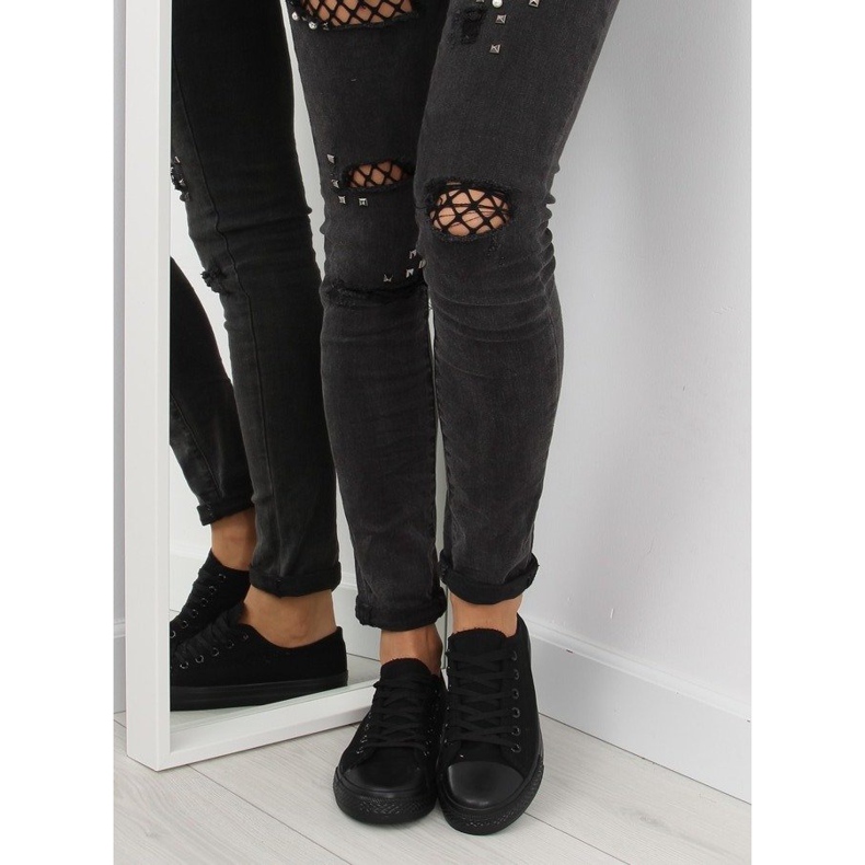 Černé dámské jednobarevné tenisky NB176 Black černá 2 Černé dámské jednobarevné tenisky NB176 Black černá 2