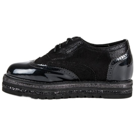 Lucky Shoes Černě lakované boty černá 1