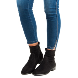 Bella Paris Klasické černé kozačky černá 1 Bella Paris Klasické černé kozačky černá 1