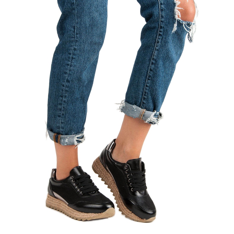 Bestelle Svázané tenisky černý 1