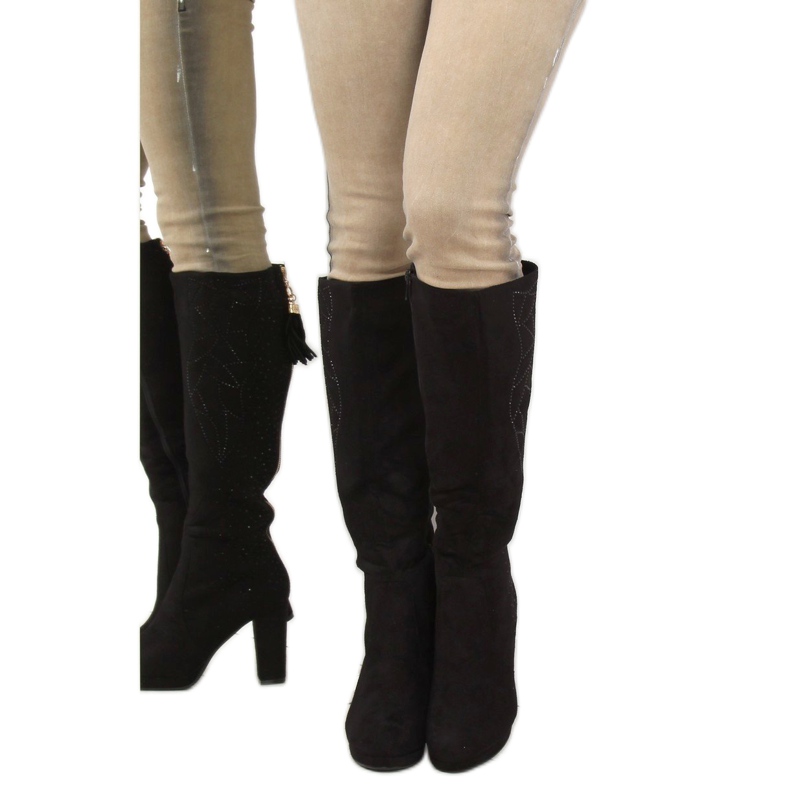 Černé boty na platformě J22 černá 2