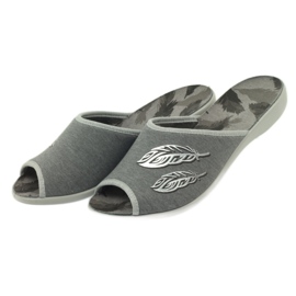 Pantofle dámské obuvi Befado 254D096 pantofle šedá 4